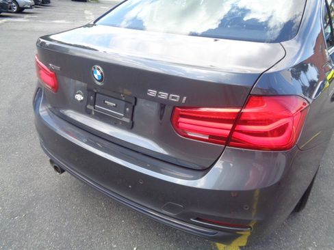 Used 2017 BMW 330i xDrive Sedan AWD/4WD image 22