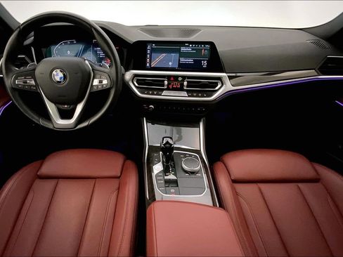 Used 2022 BMW 330i xDrive Sedan w/ Premium Package image 16