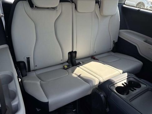 New 2026 Kia Carnival SX image 19