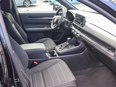 Used 2025 Honda CR-V Sport image 18