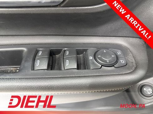Used 2023 GMC Terrain AT4 w/ Infotainment Package II image 21
