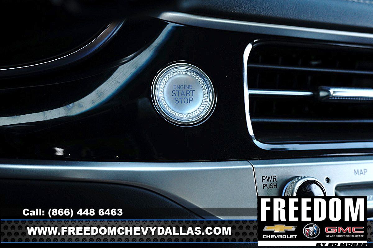 Used 2025 Genesis G70 2.5T RWD image 29