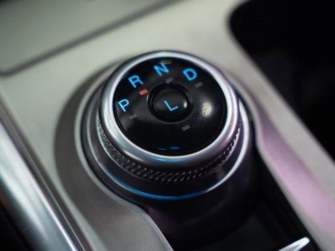 Used 2022 Ford Explorer Platinum w/ Equipment Group 601A image 11