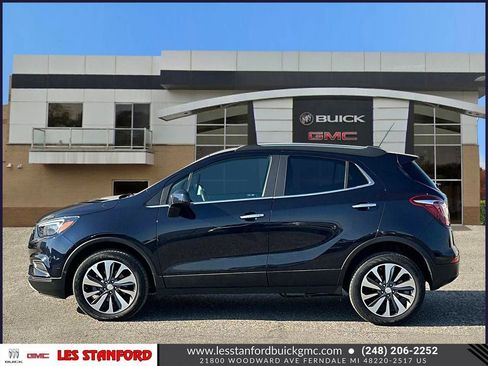 Used 2022 Buick Encore Preferred w/ Safety Package AWD/4WD image 2