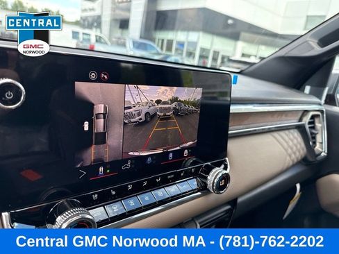 New 2026 GMC Canyon Denali AWD/4WD image 17