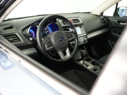 Used 2016 Subaru Outback 2.5i Premium AWD/4WD image 6