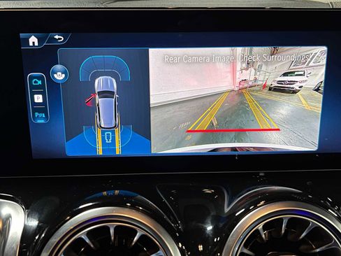 Certified 2025 Mercedes-Benz GLB 250 GLB 250 image 36