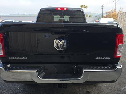 Used 2024 RAM 2500 Big Horn w/ Bed Utility Group image 5