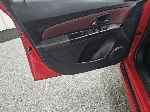 Used 2012 Chevrolet Cruze LT w/ RS Package FWD image 12