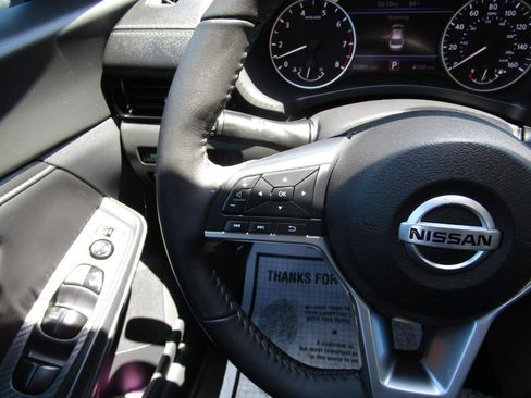 Used 2023 Nissan Sentra SV w/ All-Weather Package FWD image 12