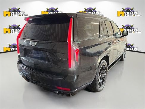 Used 2024 Cadillac Escalade Sport Platinum image 4