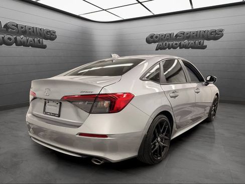 Used 2024 Honda Civic Sport image 5