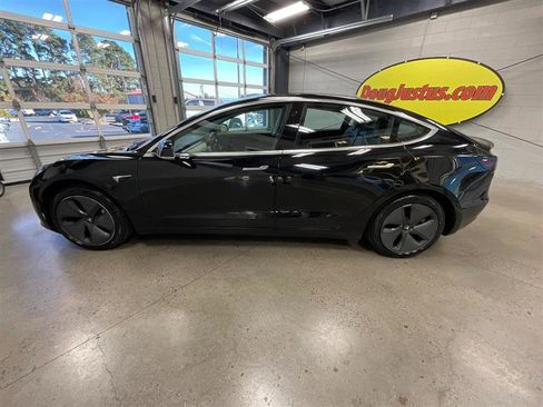 Used 2018 Tesla Model 3 Long Range image 2