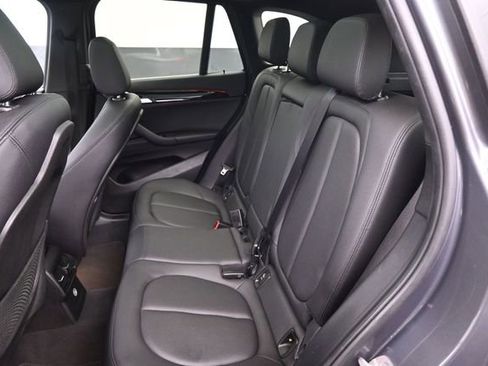 Used 2018 BMW X1 xDrive28i AWD/4WD image 2