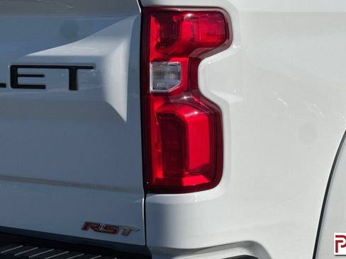 Used 2020 Chevrolet Silverado 1500 RST w/ True North Edition AWD/4WD image 33