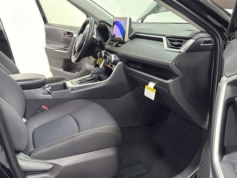 New 2025 Toyota RAV4 LE image 18