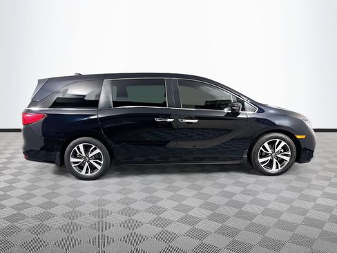 Used 2023 Honda Odyssey Touring image 8