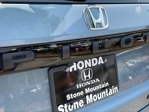 Used 2025 Honda Pilot Black Edition image 31
