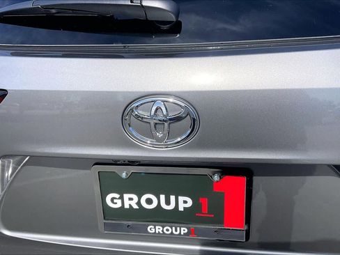 New 2026 Toyota Highlander Platinum image 15