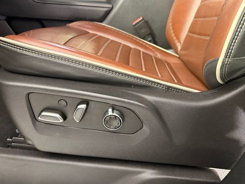 Used 2024 GMC Sierra 3500 Denali Ultimate w/ Snow Plow Prep/Camper Package image 26