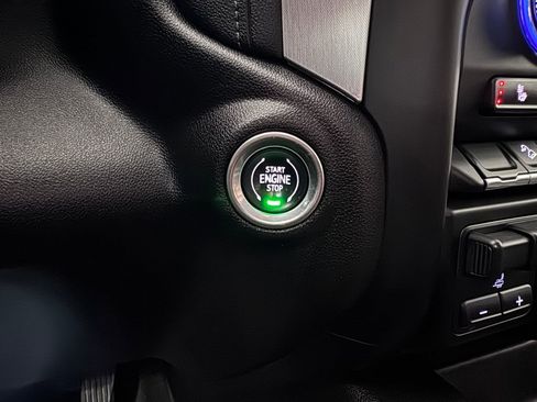 Used 2021 GMC Sierra 1500 Elevation w/ Preferred Package image 24