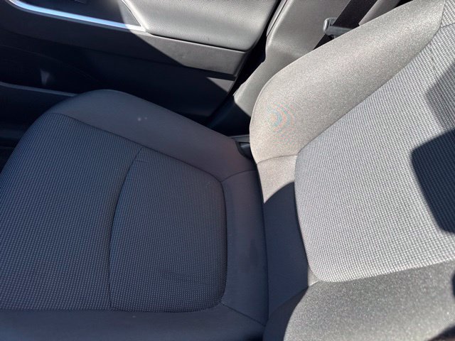 Used 2025 Toyota RAV4 LE AWD/4WD image 19