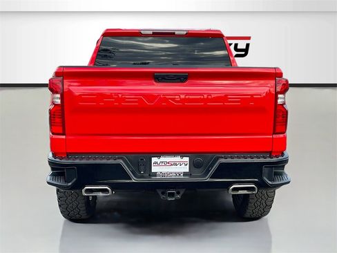 Used 2024 Chevrolet Silverado 1500 Custom Trail Boss w/ LPO, Dark Essentials Package image 6