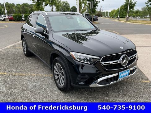 Used 2025 Mercedes-Benz GLC 300 4MATIC image 8