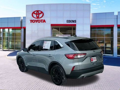 Used 2022 Ford Escape SE w/ Convenience Package image 8