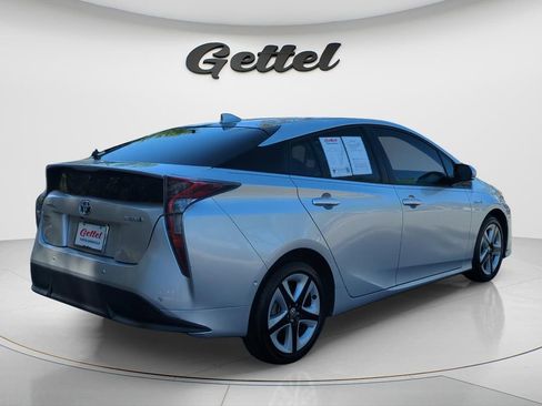 Certified 2016 Toyota Prius Four Touring w/ Premium Convenience Package image 4