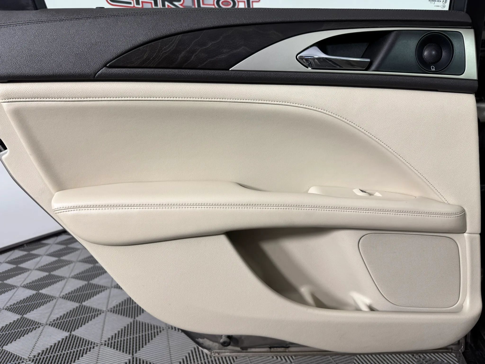 Used 2020 Lincoln MKZ Reserve FWD image 47