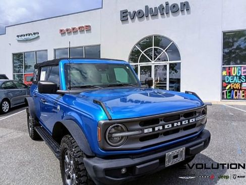 Used 2022 Ford Bronco Big Bend AWD/4WD image 2