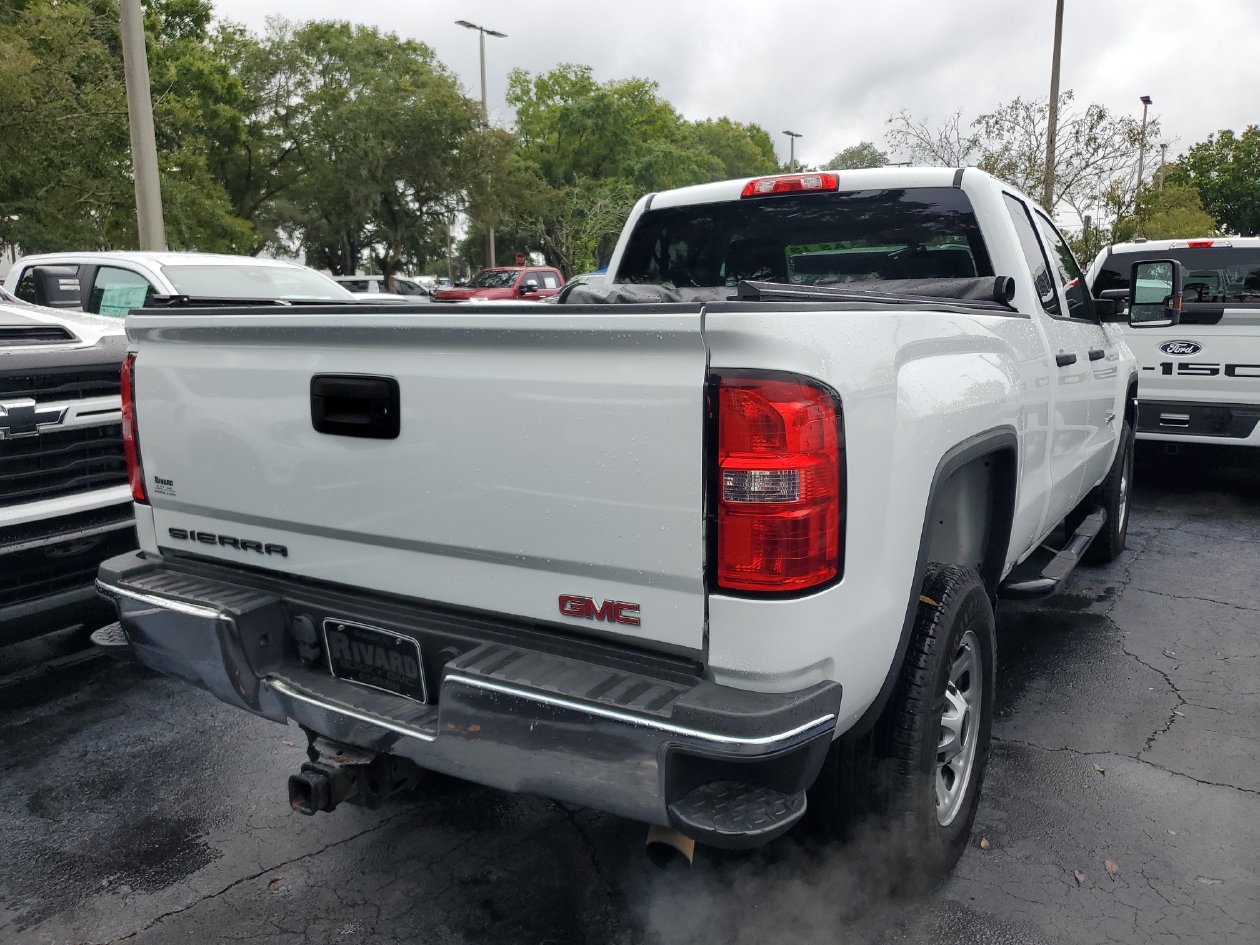 Used 2019 GMC Sierra 2500 4x4 Double Cab w/ Sierra Convenience Package image 4