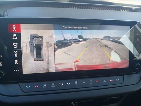 Used 2024 Dodge Charger R/T w/ Plus Group image 30