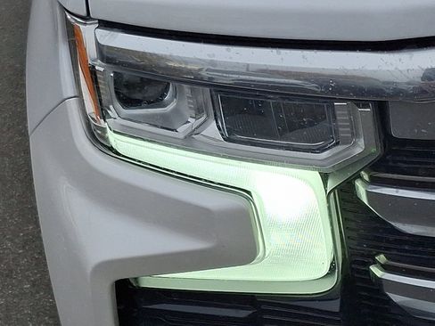 Used 2023 Chevrolet Silverado 1500 High Country image 9