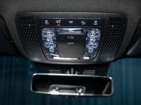 Certified 2025 Mercedes-Benz GLB 250 image 23