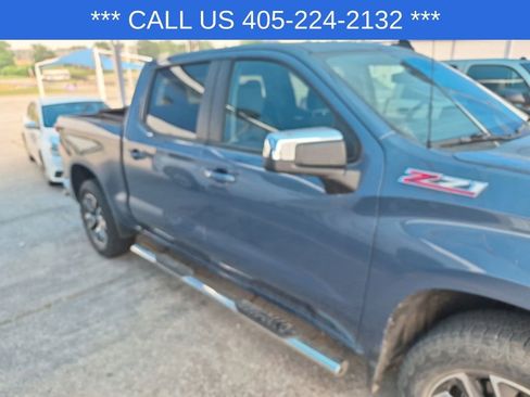 Used 2024 Chevrolet Silverado 1500 LT w/ Z71 Off-Road Package AWD/4WD image 17