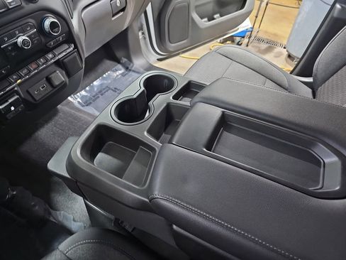 Used 2020 Chevrolet Silverado 1500 LT w/ All-Star Edition image 22