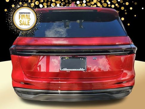 New 2024 Lincoln Nautilus Premier w/ Jet Appearance Package image 7