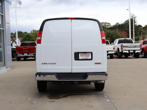 New 2025 GMC Savana 2500 w/ Enhanced Convenience Package RWD image 8