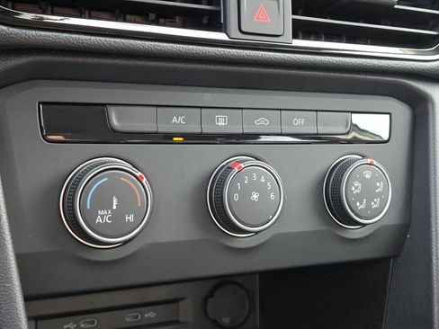 Used 2022 Volkswagen Taos S w/ IQ Drive S Package image 16