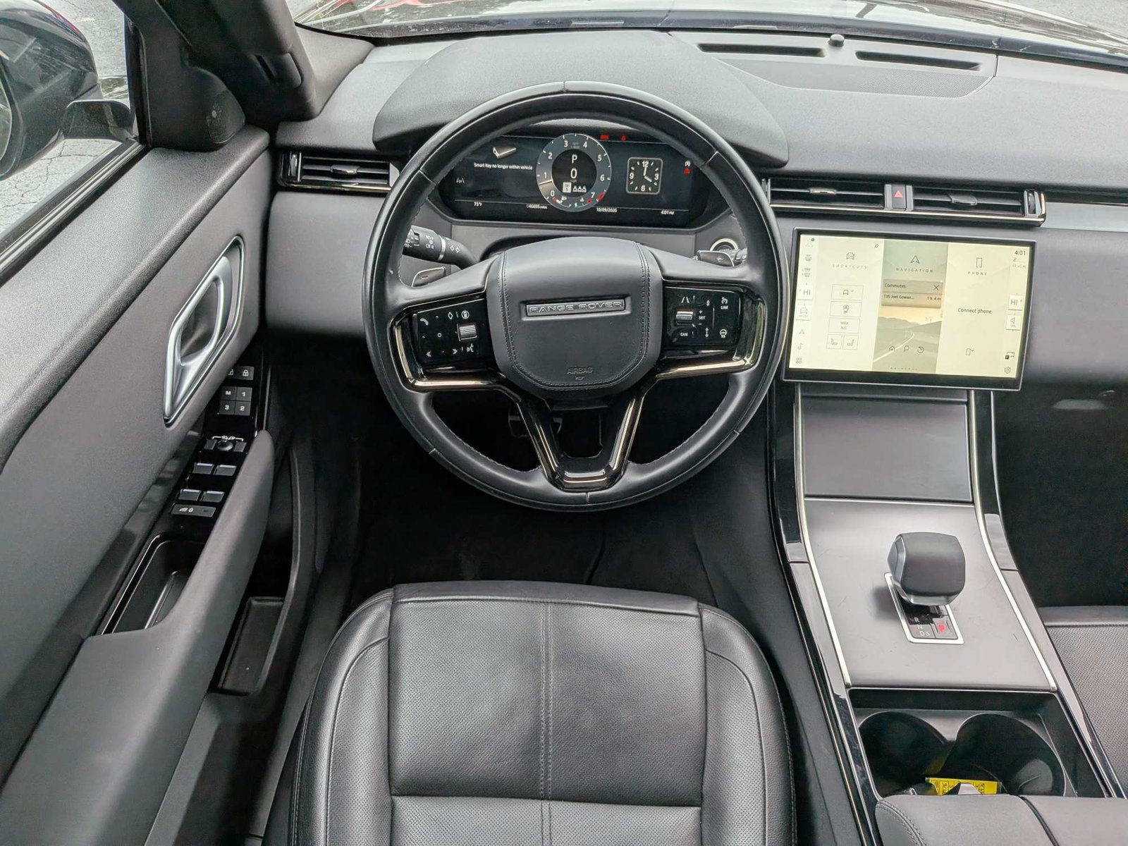 Used 2025 Land Rover Range Rover Velar Dynamic SE AWD/4WD image 15