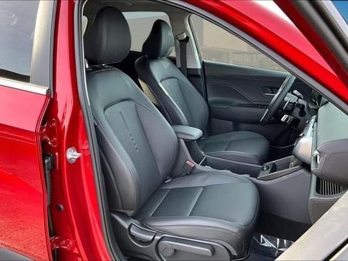 New 2026 Hyundai Kona Limited FWD image 8