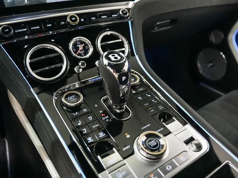 Used 2025 Bentley Continental GT Speed AWD/4WD image 31