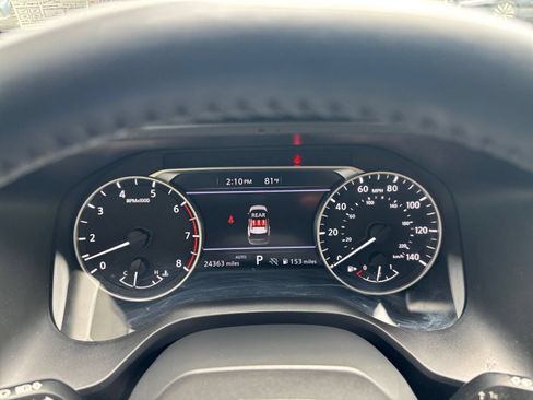Used 2025 Nissan Rogue SV AWD/4WD image 42