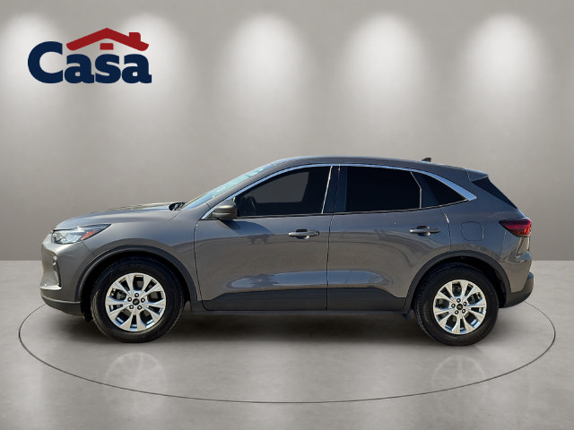 Used 2023 Ford Escape Active w/ Tech Pack #1 FWD image 3