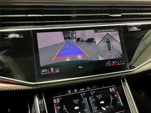 Used 2024 Audi SQ8 Premium Plus image 30