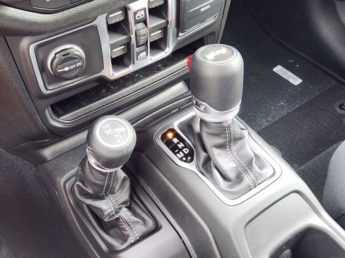 New 2026 Jeep Wrangler Unlimited Sport AWD/4WD image 15