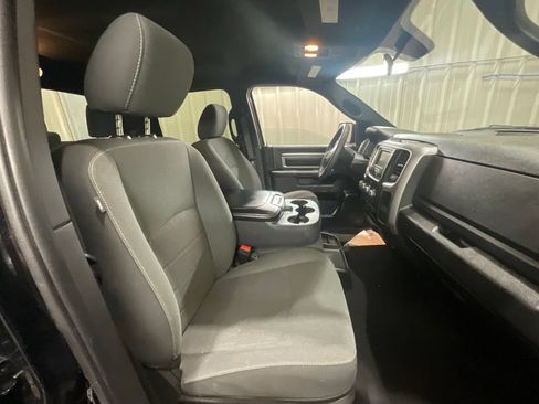 Used 2024 RAM 1500 Warlock AWD/4WD image 14