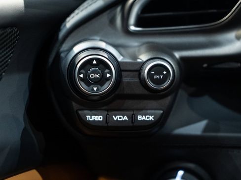 Used 2018 Ferrari 488 GTB image 31